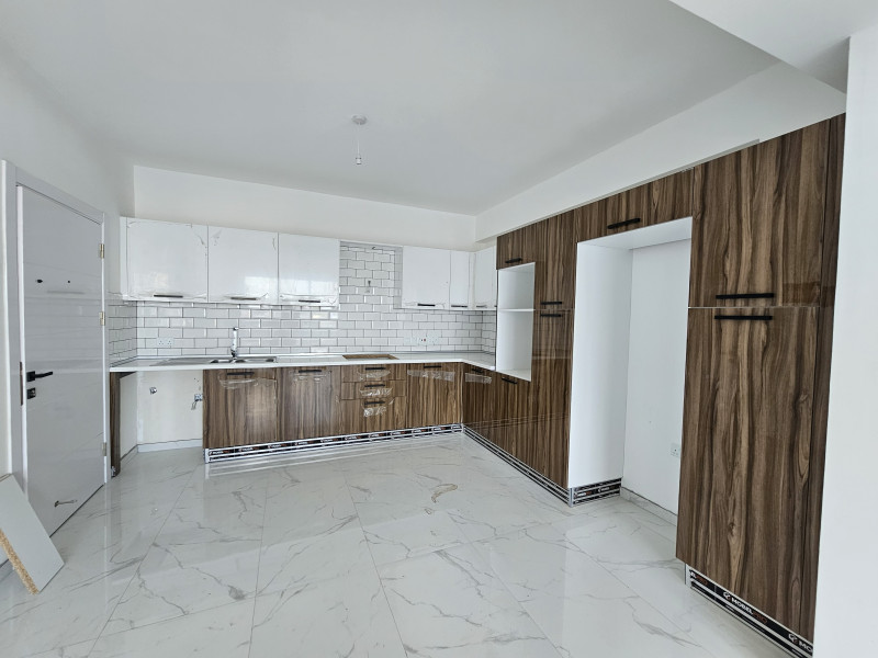 Spazioso appartamento 2+1 nella zona di Famagosta Canakkale